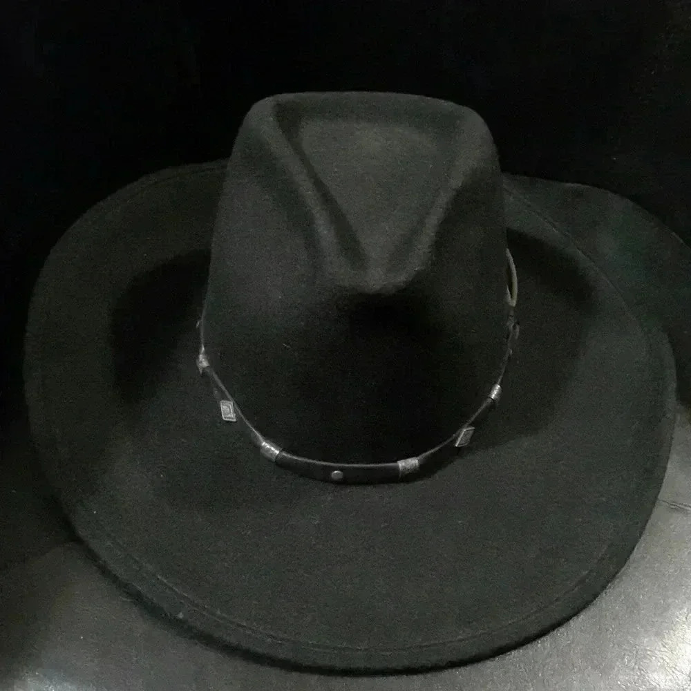 Laramie Bailey Black Hat 9